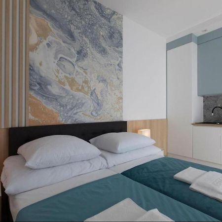 Willa Przy Porcie - Apartamenty Z Aneksami Kuchennymi Ustka Exterior photo
